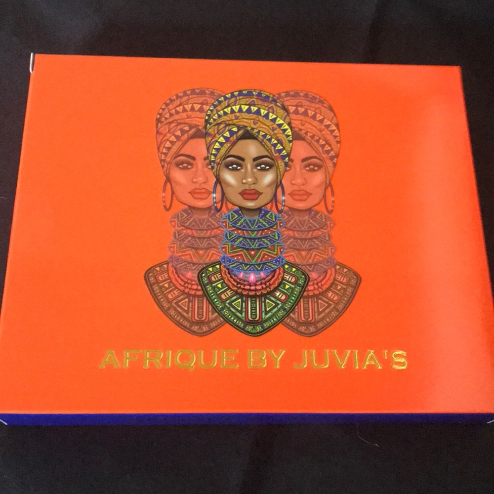 Afrique eyeshadow palette